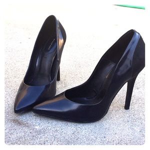 Black Zara Pumps